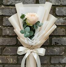 Букет цветов из:  Розы в Майский