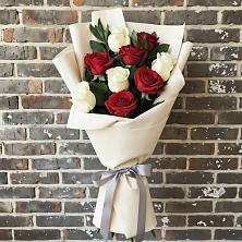 Букет цветов из:  Розы в Майский