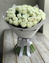 Букет 35 Белых роз в Майский