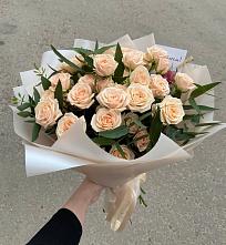 Букет Кремовые розы Латте в Майский