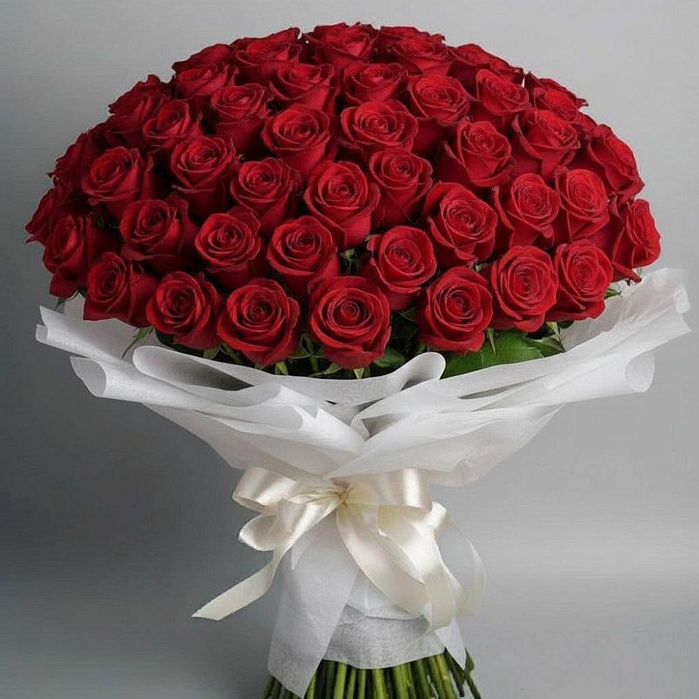 Букет 101 Красная роза Блэк Мэджик в Майский