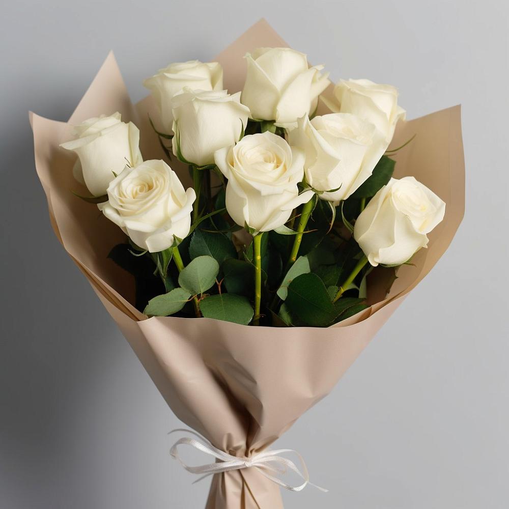 Букет 9 Белых роз Эдлесс Лав в Майский