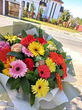 Букет цветов из:  Герберы #REPLACE_PRED# Майский