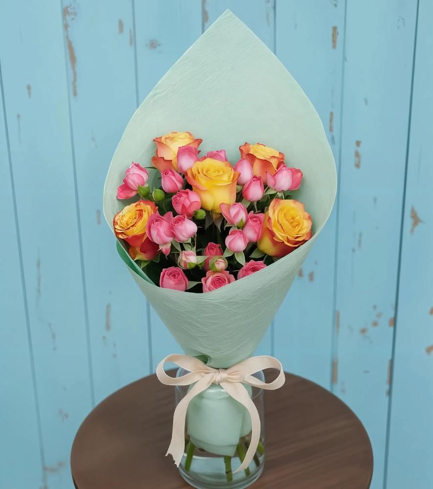 Букет цветов из: Розы в Майский