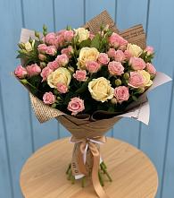Букет цветов из:  Розы в Майский