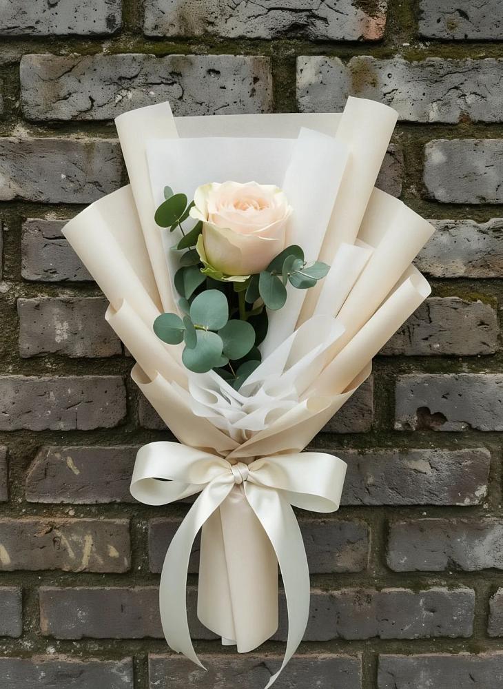 Букет цветов из: Розы в Майский