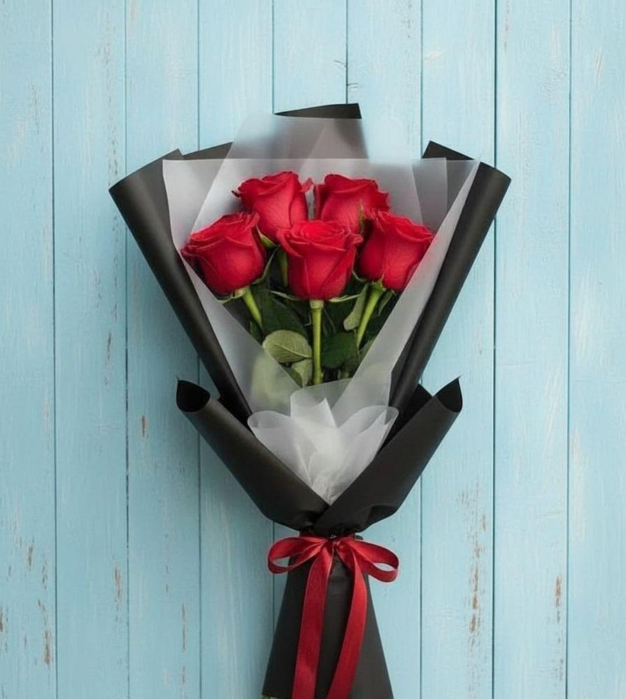 Букет цветов из: Розы в Майский